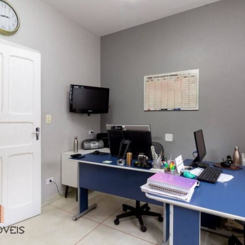 02e4d8792144f3867b77a81c