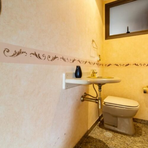 1730750458899-6_20lavabo