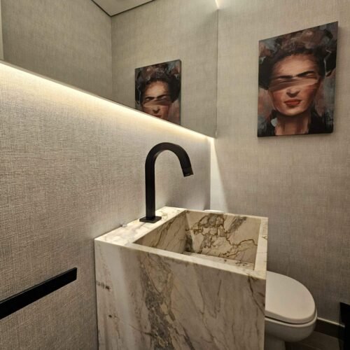 A. Living, varanda, cozinha (19)