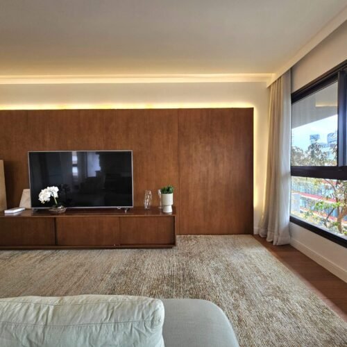 A. Living, varanda, cozinha (9)