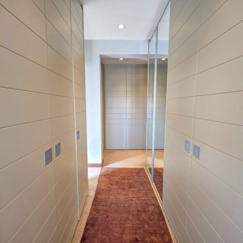 Suíte Máster com 2 banheiros e closet (3)