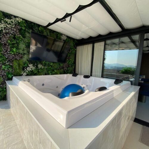 WhatsApp Image 2025-08-19 at 09.50.26 (1)